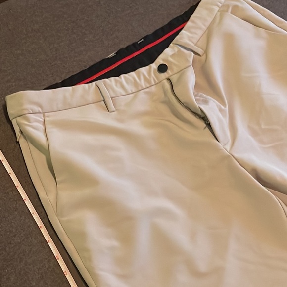 Kenneth Cole Men's Performance Awear-Tech Tan Shorts 40” Slim Fit 7.5" Inseam - Picture 3 of 4